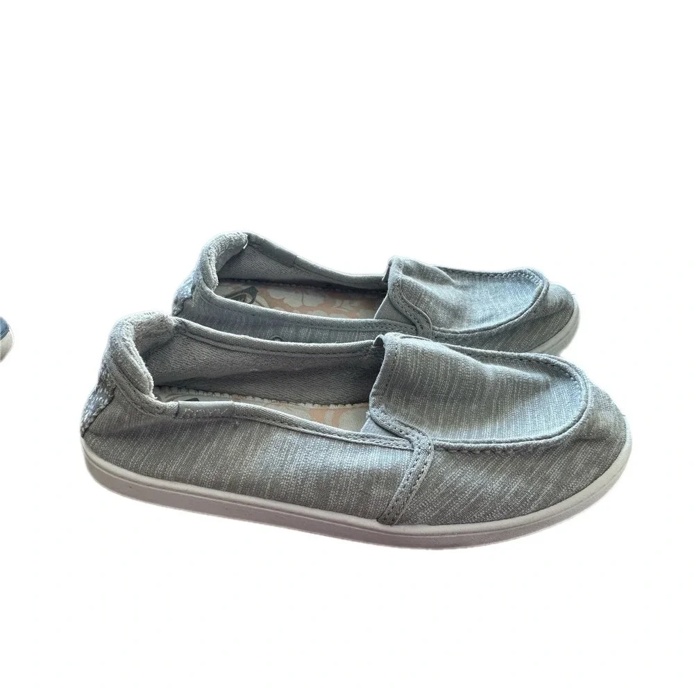 Roxy Slip‎ On Shoes Gray White Pattern Women Size 6 Canvas Casual Comfort